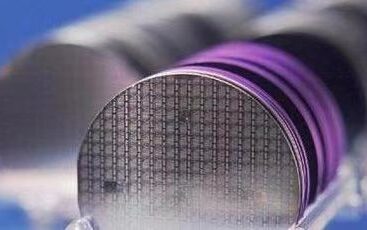 Materyèl semi-conducteurs - gwo-echèl Silisyòm wafers